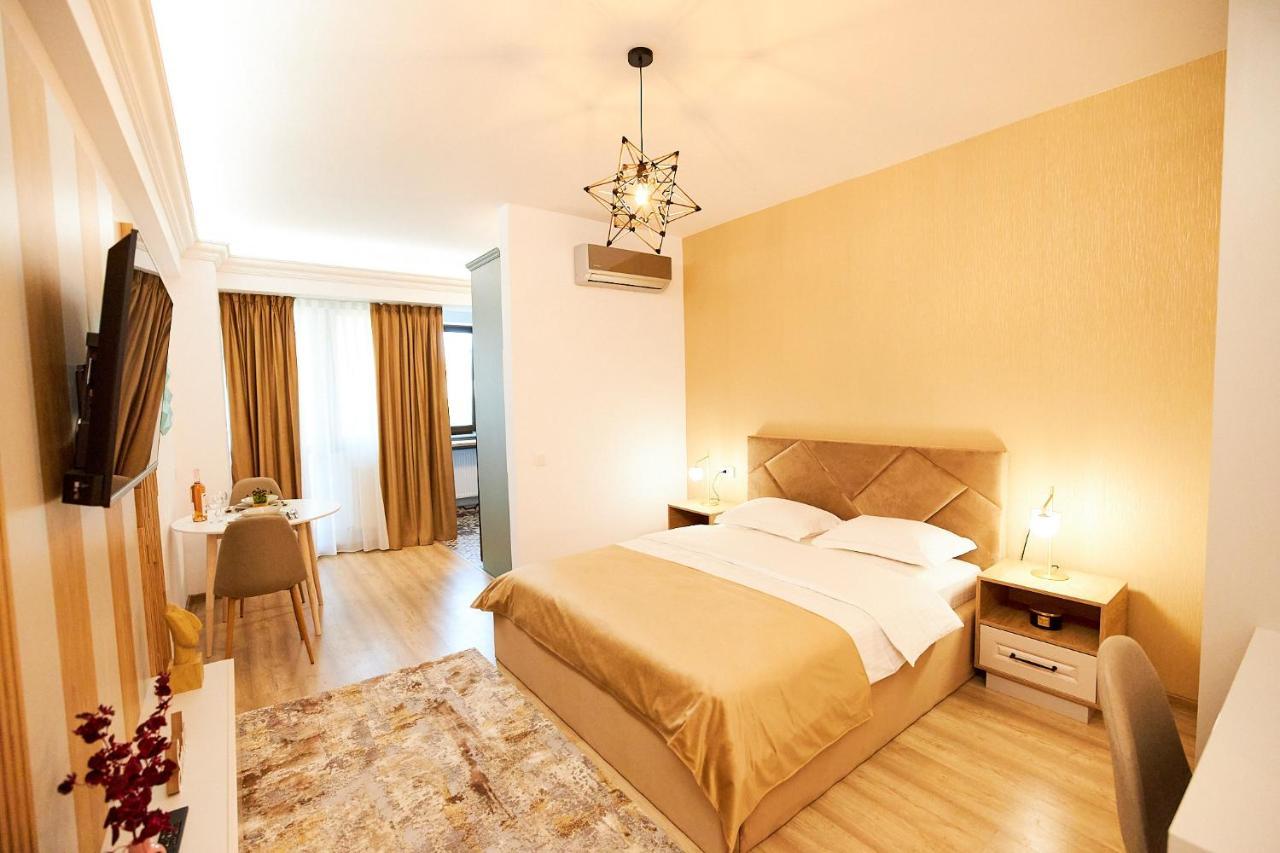 Uptown Apartments 이아시 외부 사진