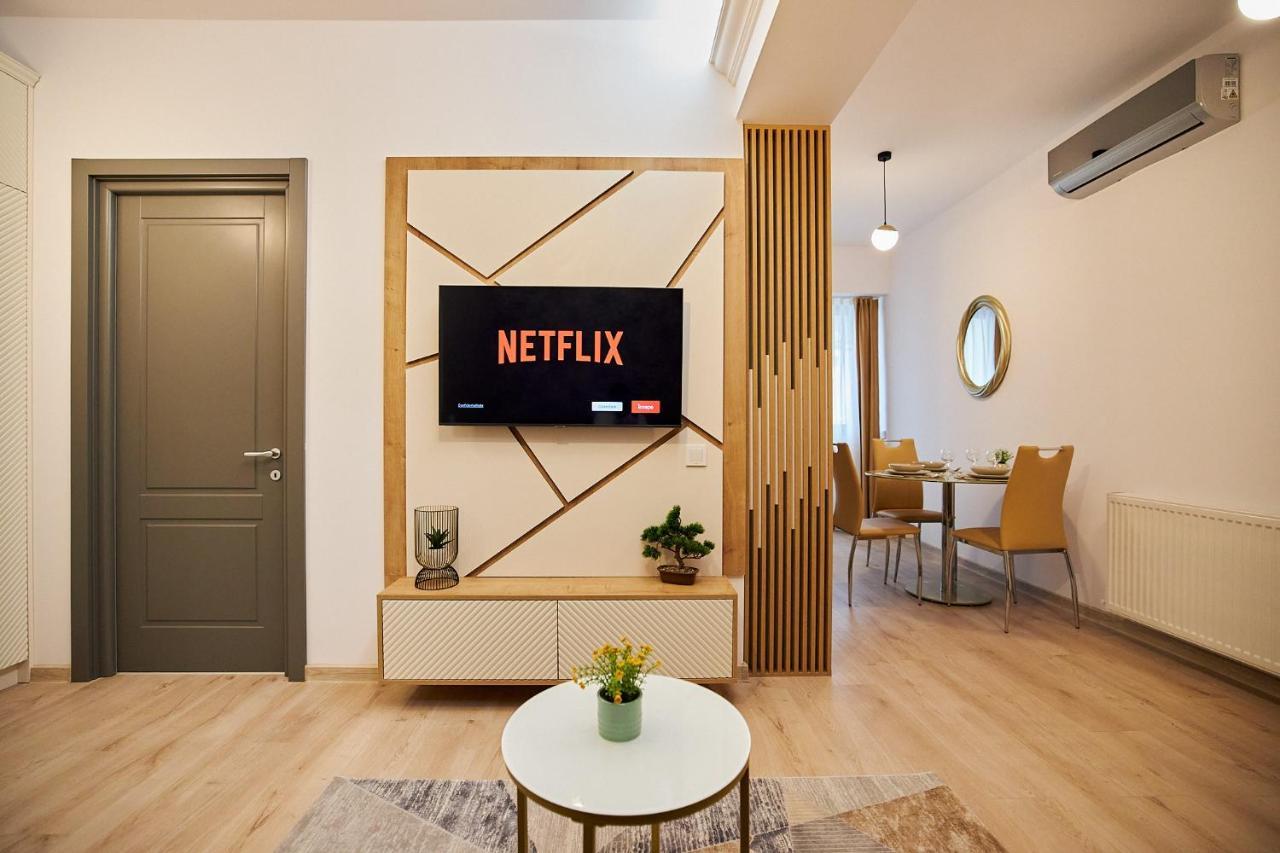 Uptown Apartments 이아시 외부 사진