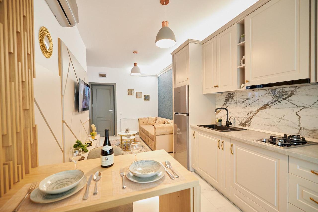 Uptown Apartments 이아시 외부 사진